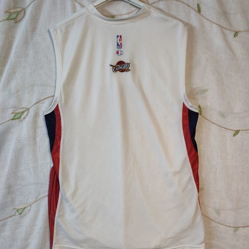 LeBron James Cleveland Cavaliers Retro Basketball Jersey size S like new