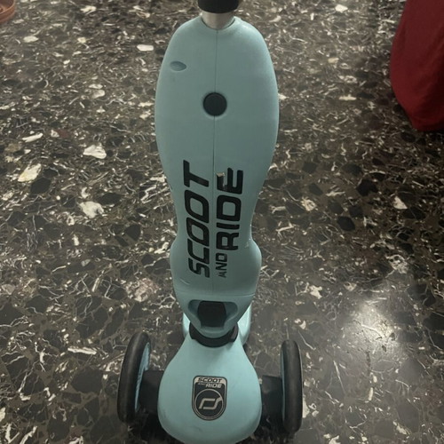Scoot and Ride scooter used, blue, adjustable handlebar