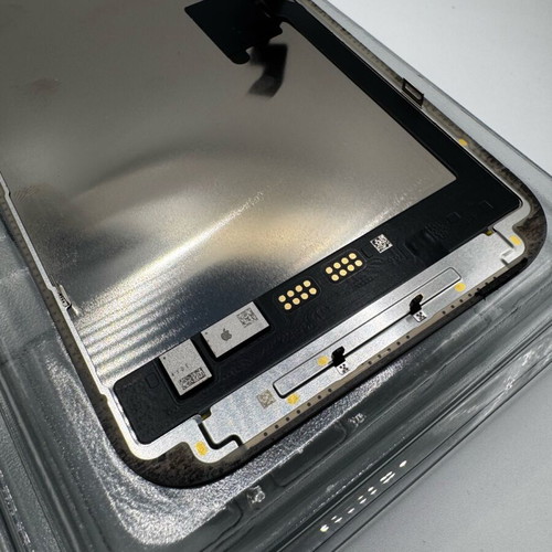 iPhone 16 Pro max screen genuine with proximity like new