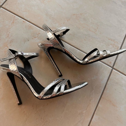 Glamazons silver sandals new, size 36, 10cm heel