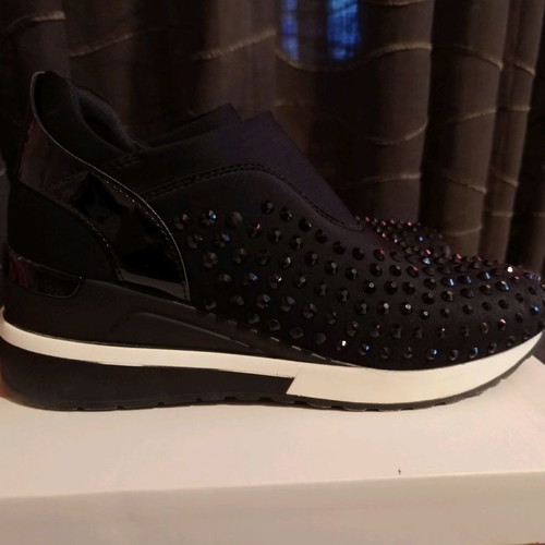Renato Garini black athletic shoes like new, size 39
