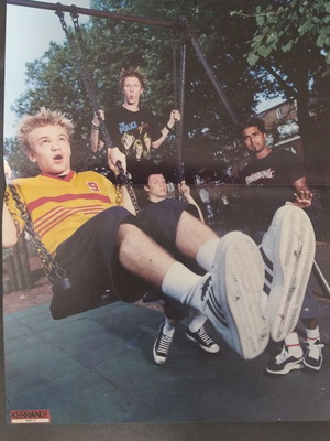 Sum 41 posters like new, pack