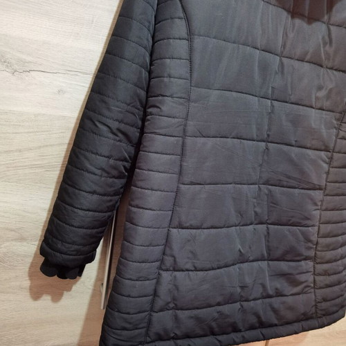 La gear unisex winter jacket used, black with reflective strips