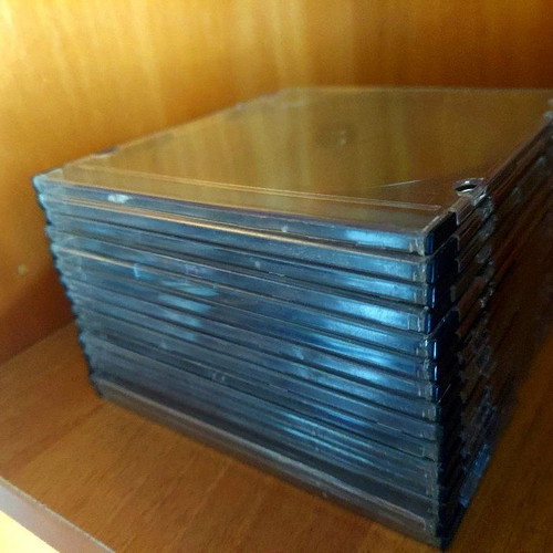 Slim CD/DVD cases used, pack of 15 empty