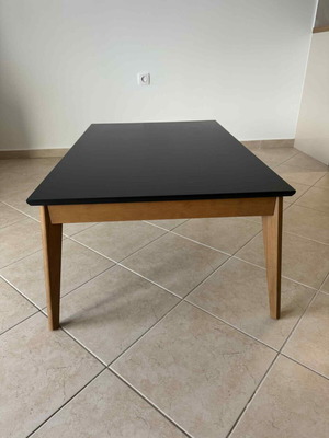 Coffee table like new
