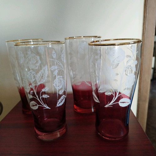 Vintage water glasses used, set of 4, thin glass with gold finish