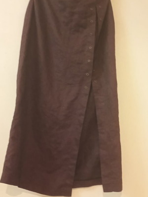 Suede skirt like new, long with front slit brown