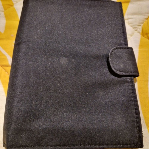 L'Oreal makeup kit used, black, case with zipper