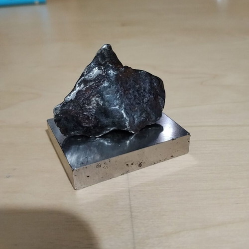 Iron Meteorite 50 Grams With Magnetic Base