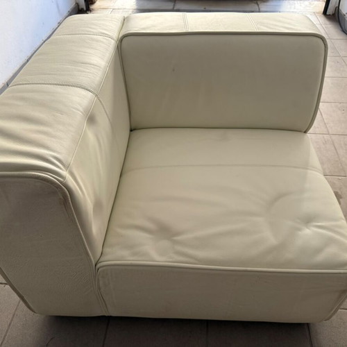 Bo Concept corner armchair like new, white leather