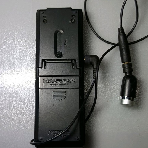 Olympus WS 852 voice recorder used
