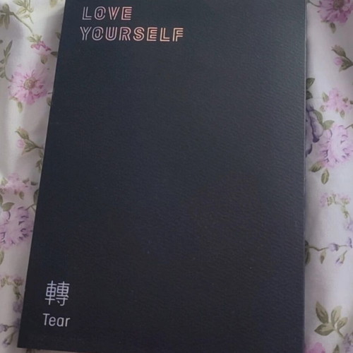 BTS Love Yourself Album Tear U Version like new