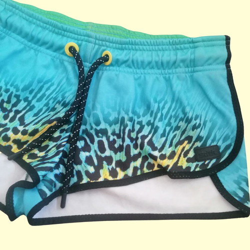 BodyTalk women's sports shorts XS-S, turquoise green animal print