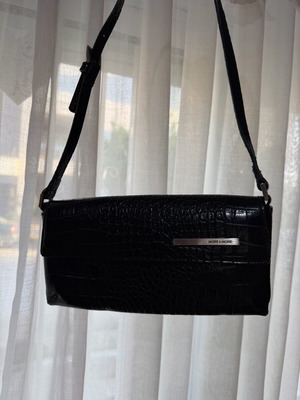 More & More croco shoulder bag like new, black