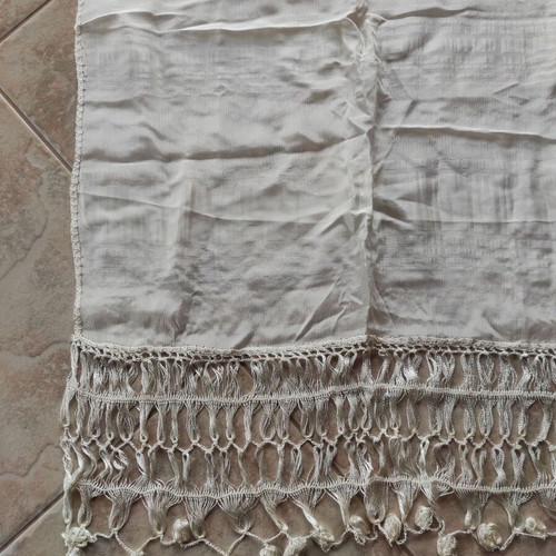 Silk Soufli Table Runner used, size 50x170