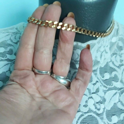 Choker necklaces like new, set of 3 pieces