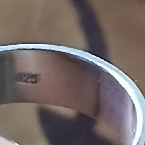 Ring with amethyst silver 925, 9.5 grams, like new