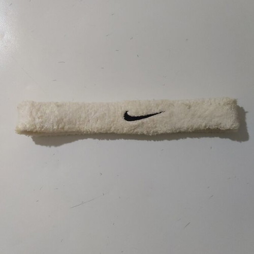 Nike headband used, white cotton