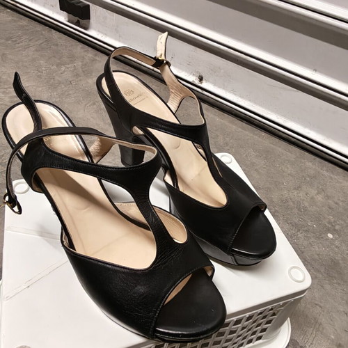 Vavoulas summer leather sandals size 41 used, black platform