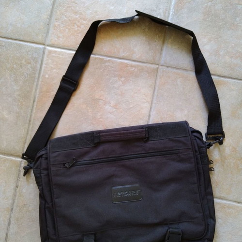 Laptop bag used with repairable damage