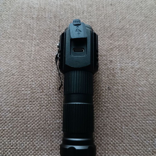 Flashlight 3 X LUMINUS SST20 LED new with USB-C charging and strong light