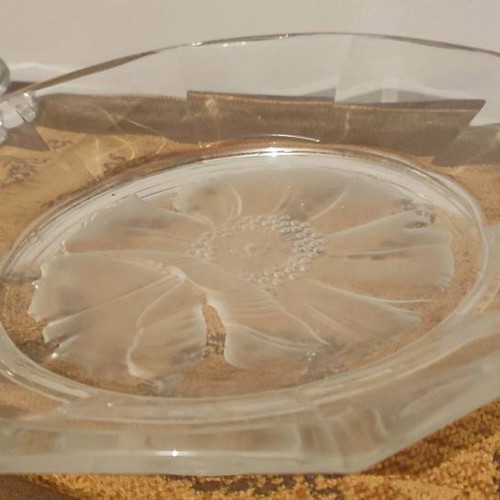 Kosta Boda set of 2 decorative items and 2 ashtrays like new