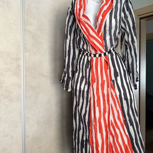 Nadia Rapti kimono like new, black and orange, size S