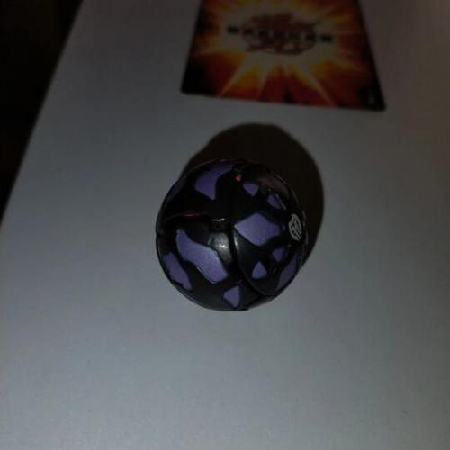 Bakugan Darkus Wormquake toy like new, authentic