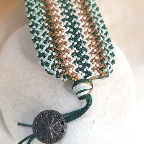 Handmade macrame bracelet 4 cm wide, brown and green, new