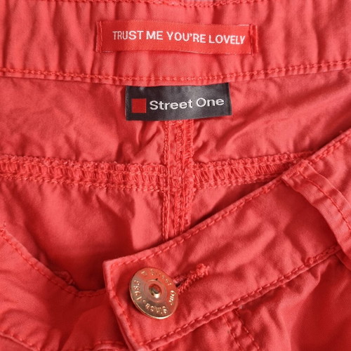 Women's shorts like new, pink-red, size S-M