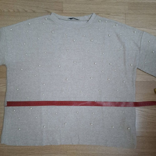 Zara pullover with 3/4 sleeve like new, beige with pearl beads