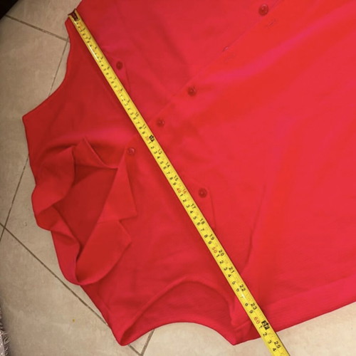 Shirt red size L like new