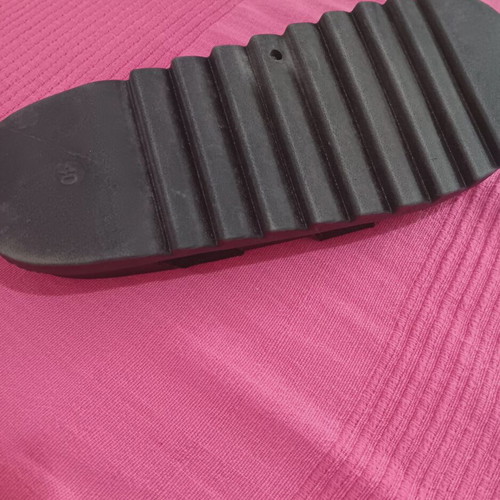 Kayla slippers size 40 black like new, worn a few times