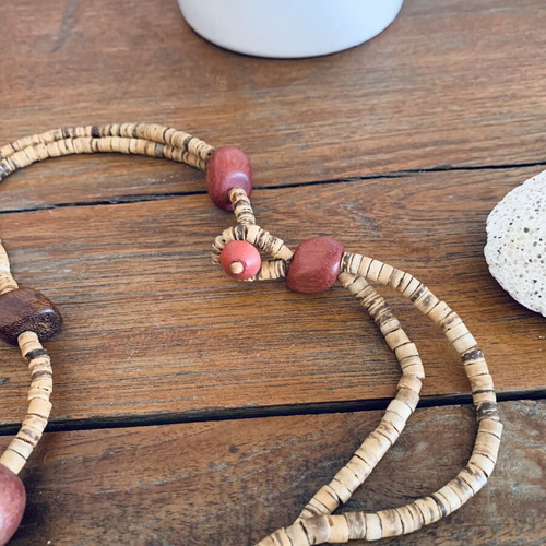 Handmade vintage necklace with wooden beads new
