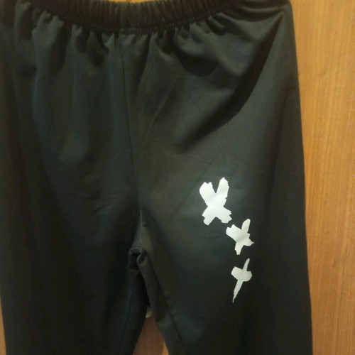 Boys' sportswear like new, black, size 10 years