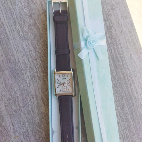 Lorus Tank women's watch like new, white and brown leather strap