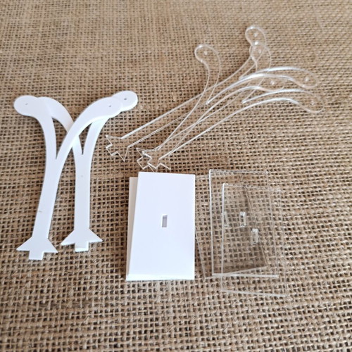Jewelry display stands for earrings set of 5 like new, leather and plexiglass