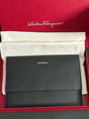 Salvatore Ferragamo (Leather Clutch)