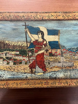 Backgammon board hand-painted like new