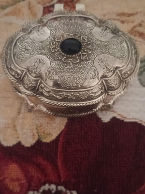 Jewelry box like new