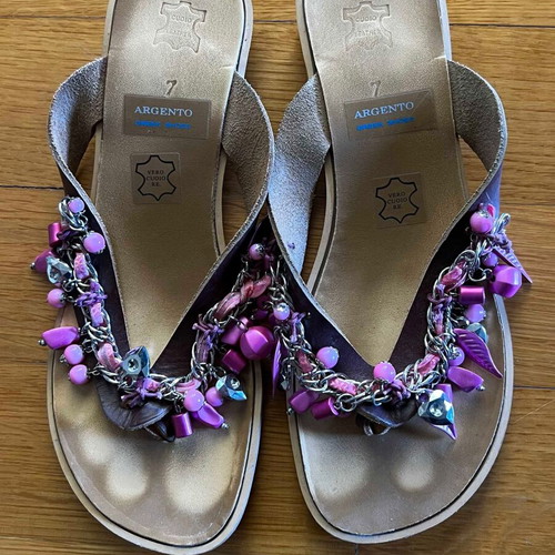 Leather sandals used with pink decoration, size 37