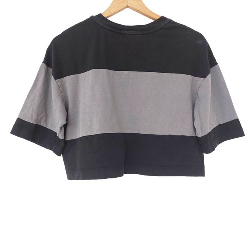 Nike 90s Graphic T-Shirt Cropped medium used, black and grey