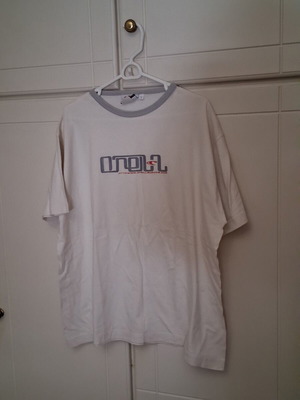 O'neill vintage white t-shirt with grey logo and collar XL like new