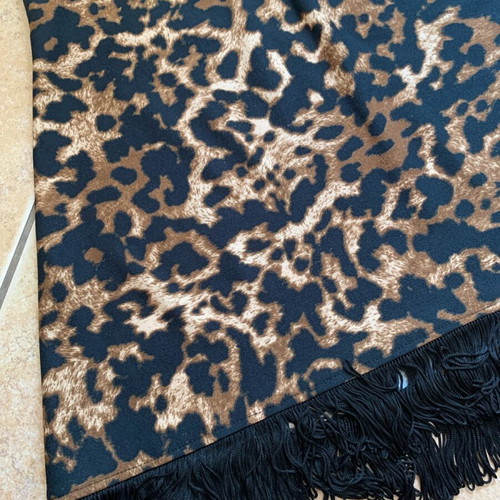 Skirt slightly above knee size L like new, black and brown