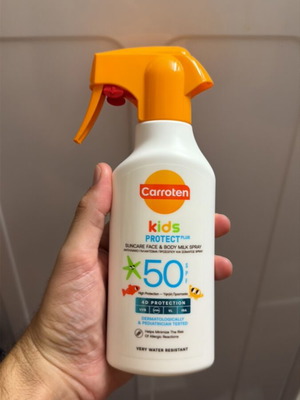 Carroten Kids Protect SPF 50 suncare spray