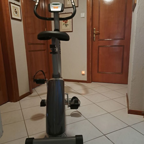 Static exercise bike like new