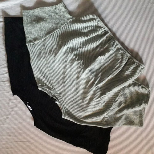 Pink Woman crop tops like new, sizes S and M, set of 2