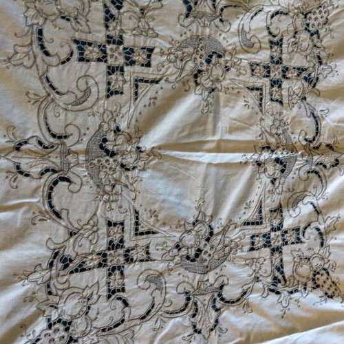 Cotton tablecloth with embroidery, new, 122/123 cm, ecru