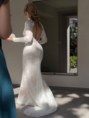 Νυφικό AKVINA B Boutique γοργονέ γραμμή σαν καινούργιο, άσπρο