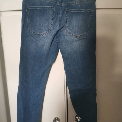 Jeans new, blue, Stradivarius size 42